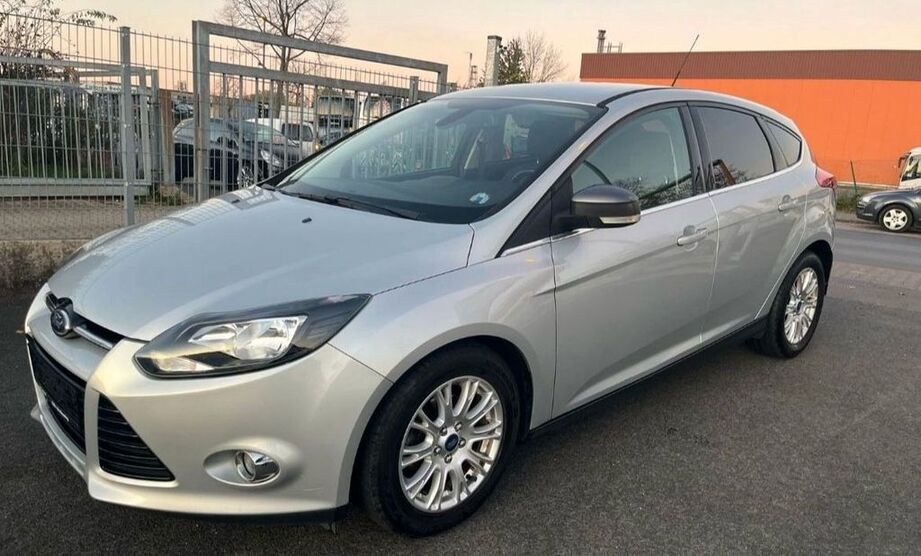 Ford Focus 152.000 km 6.900 € Overath 51491