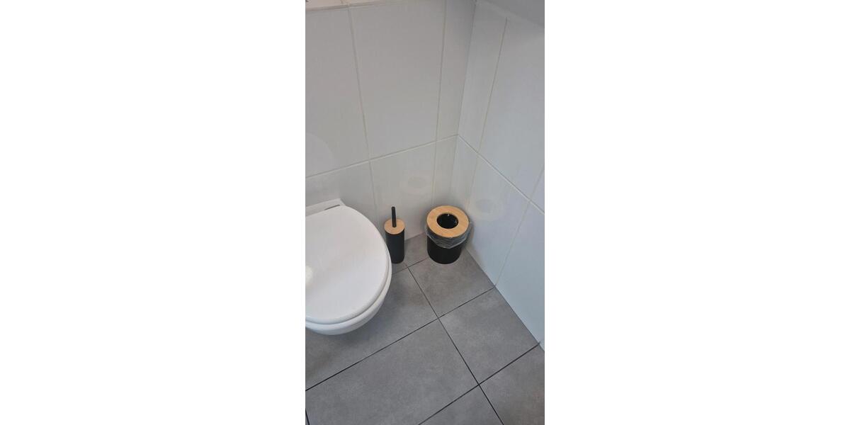 Etagenwohnung Rösrath - 1 Zimmer, 16 m&sup2;, 500&euro; | Angebot:26395077