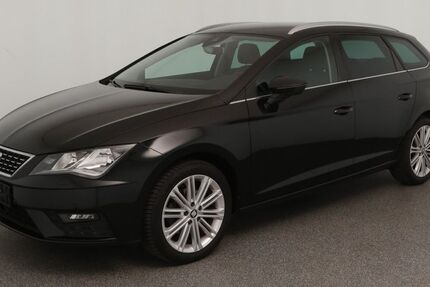 Seat Leon 82.220 km 14.960 &euro; Düsseldorf 40599