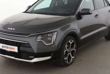 Kia Niro 30.535 km 27.140 € Köln 50739