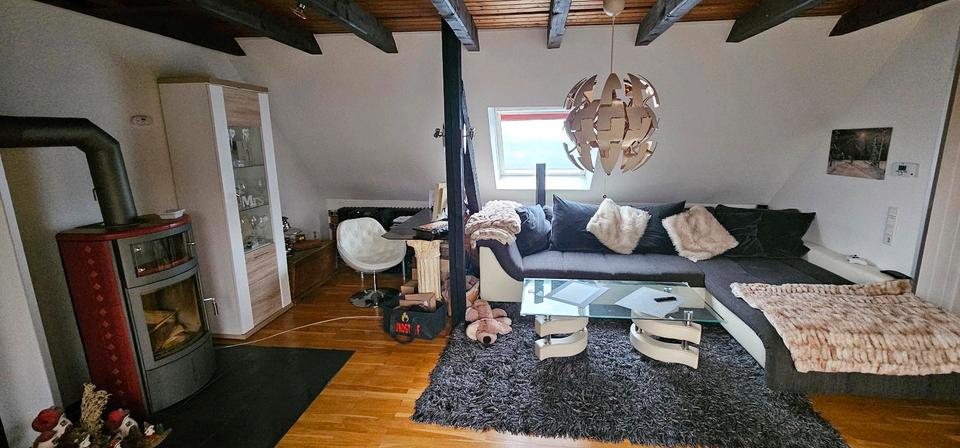 Dachgeschoßwohnung Remscheid Lüttringhausen - 3 Zimmer, 86 m&sup2;, 189.000&euro; | Angebot:24746271