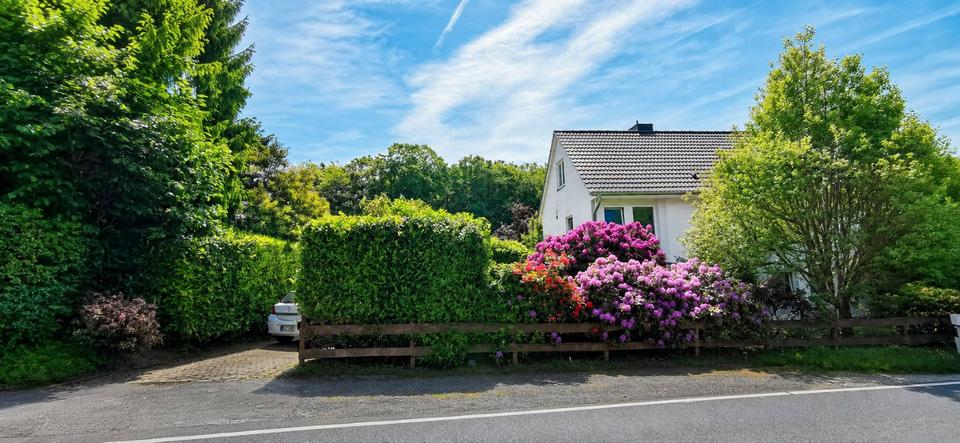 Einfamilienhaus Wermelskirchen - 4 Zimmer, 155 m&sup2;, 490.000&euro; | Angebot:26989356
