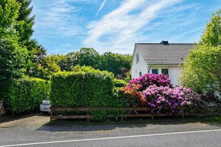 Haus Wermelskirchen - 4 Zimmer, 155 m&sup2;, 490.000&euro; | Angebot:26989356