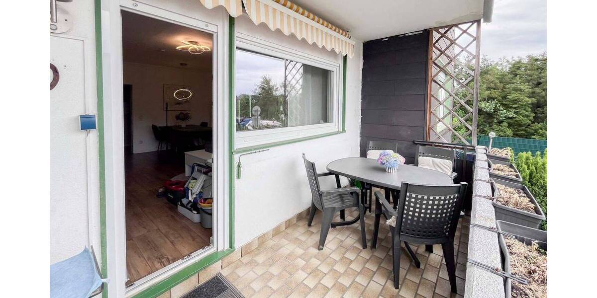 Etagenwohnung Leverkusen Bergisch Neukirchen - 4 Zimmer, 87 m&sup2;, 270.000&euro; | Angebot:26904485