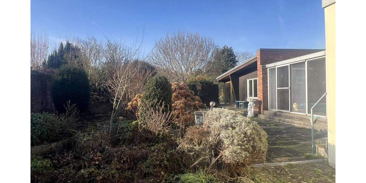 Einfamilienhaus Erftstadt / Dirmerzheim Dirmerzheim - 7 Zimmer, 154 m&sup2;, 345.000&euro; | Angebot:24855475