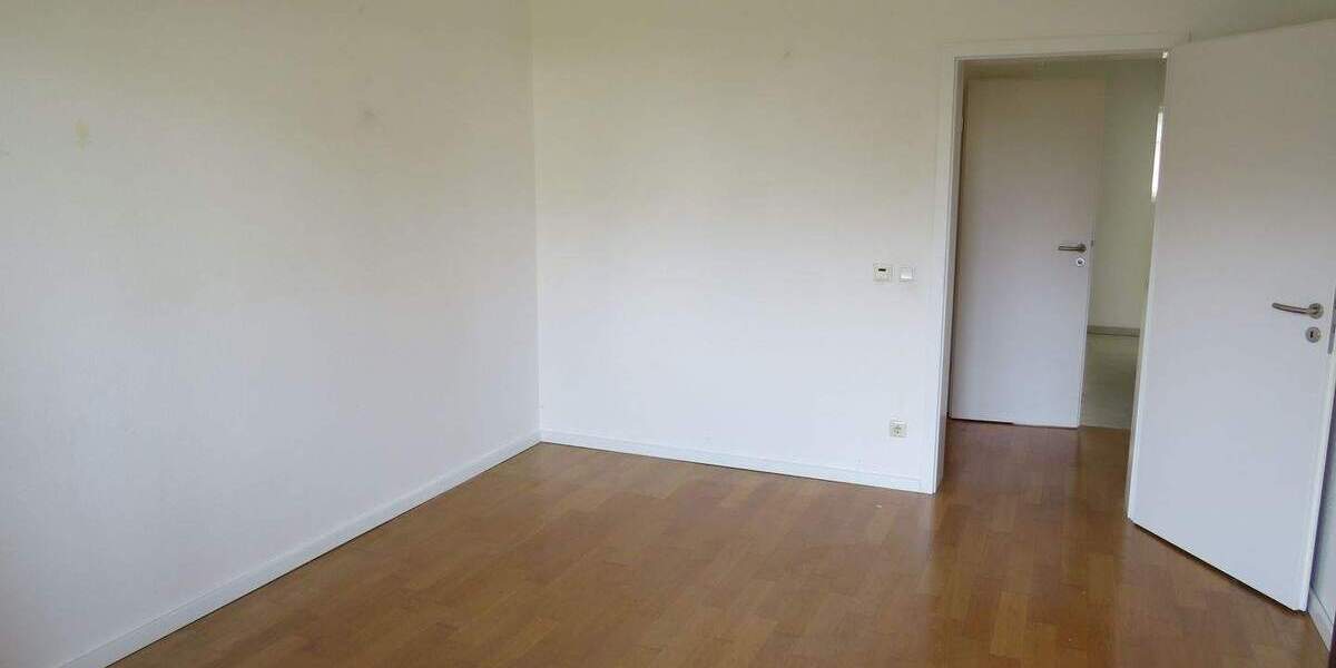 Etagenwohnung Langenfeld (Rheinland) Immigrath - 3 Zimmer, 91 m&sup2;, 975&euro; | Angebot:25387310