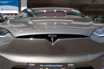Tesla Model X 185.900 km 35.900 &euro; Köln 51069