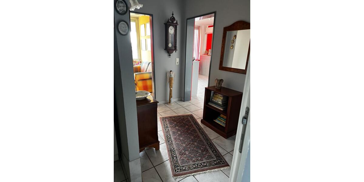 Etagenwohnung Neuss - 3 Zimmer, 82 m&sup2;, 258.000&euro; | Angebot:26902565