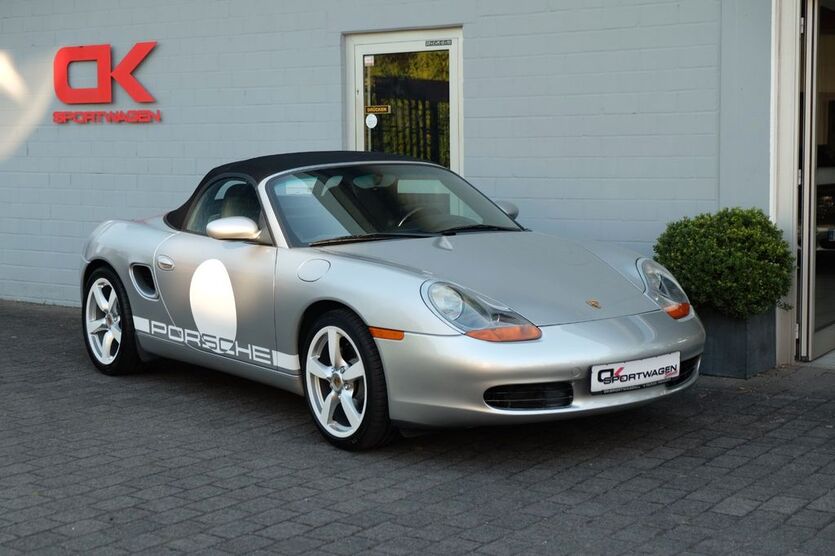 Porsche Boxster 109.021 km 16.300 € Bergisch Gladbach 51469