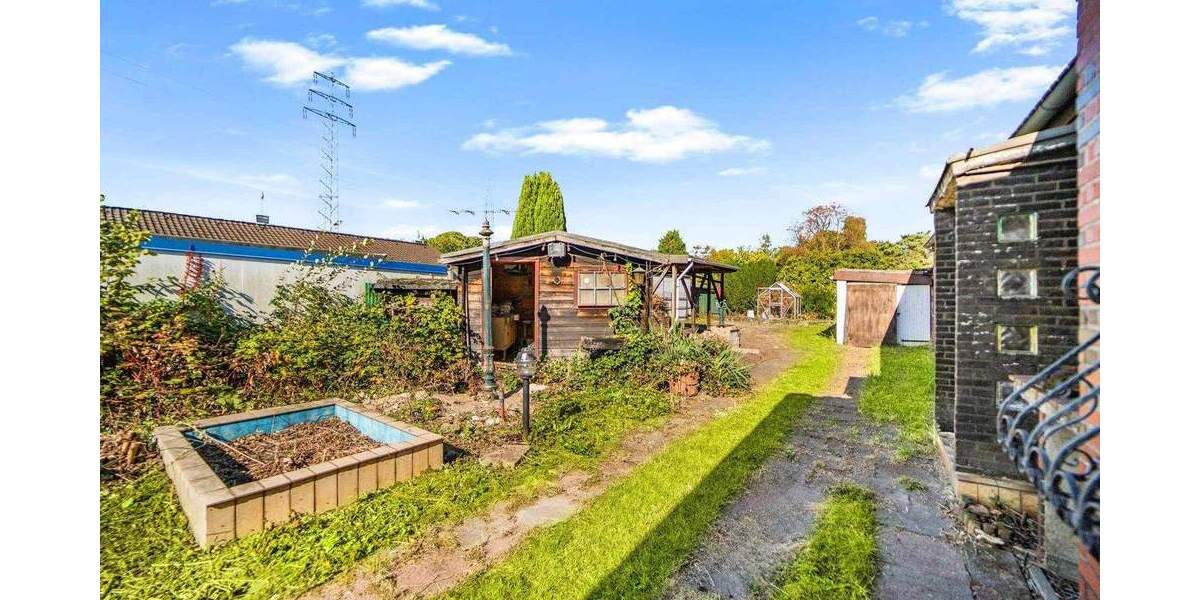 Baugrundstück mit Altbestand und Gartenteil in Vennhausen zimmer