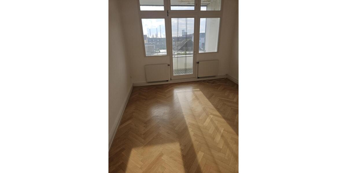 Etagenwohnung Leverkusen - 4 Zimmer, 150 m&sup2;, 1.395&euro; | Angebot:26357528