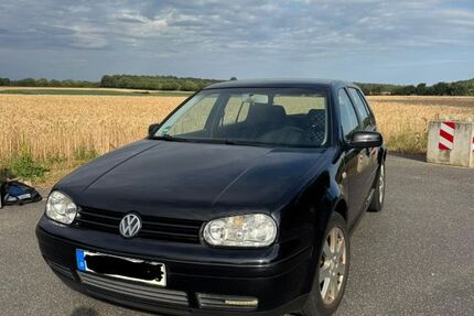 VW Golf 211.174 km 1.600 &euro; Dormagen 41541
