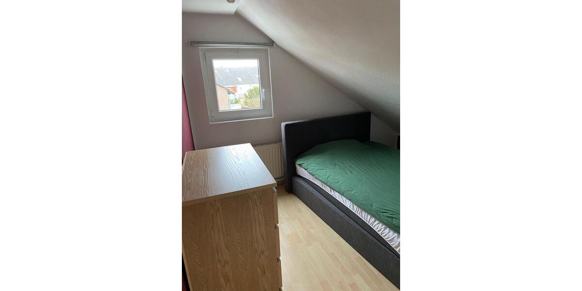 Dachgeschoßwohnung Dormagen Sankt Peter - 1.5 Zimmer, 56 m&sup2;, 800&euro; | Angebot:26647327