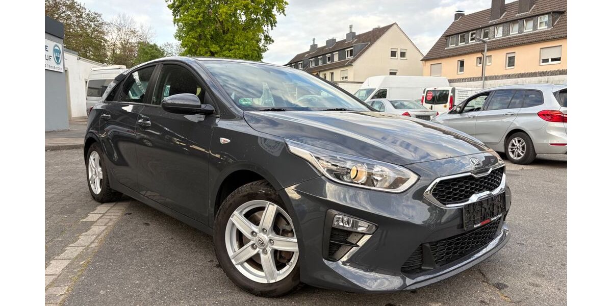 Kia ceed / Ceed 73.300 km 8.700 &euro; Troisdorf 53842