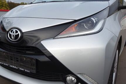 Toyota Aygo (X) 61.000 km 7.590 € Solingen 42719