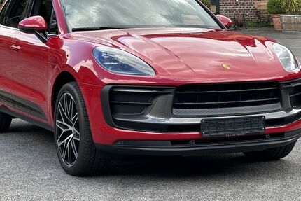 Porsche Macan 19.600 km 66.790 &euro; Frechen (bei Köln) 50226
