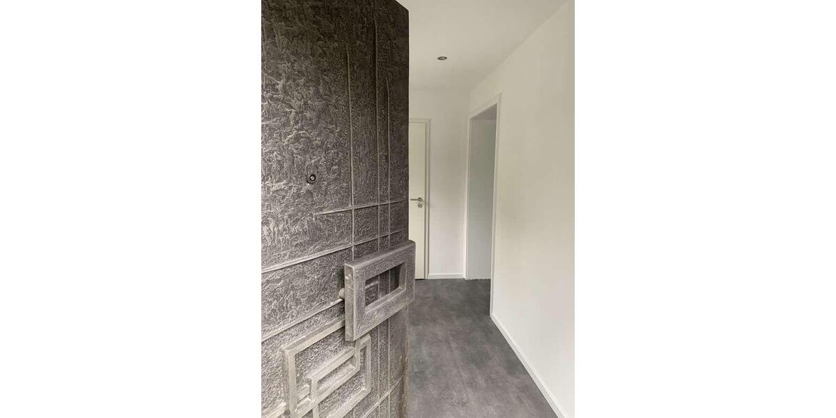 Freist. Einfamilienhaus Haus m. Schwimmbad u. Sauna zu vermieten 6 zimmer