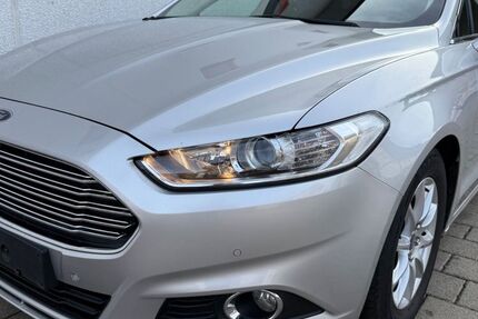 Ford Mondeo 163.500 km 7.490 &euro; Bergisch Gladbach 51467