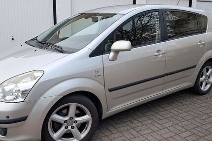 Toyota Corolla Verso 225.000 km 3.450 &euro; Hilden 40724