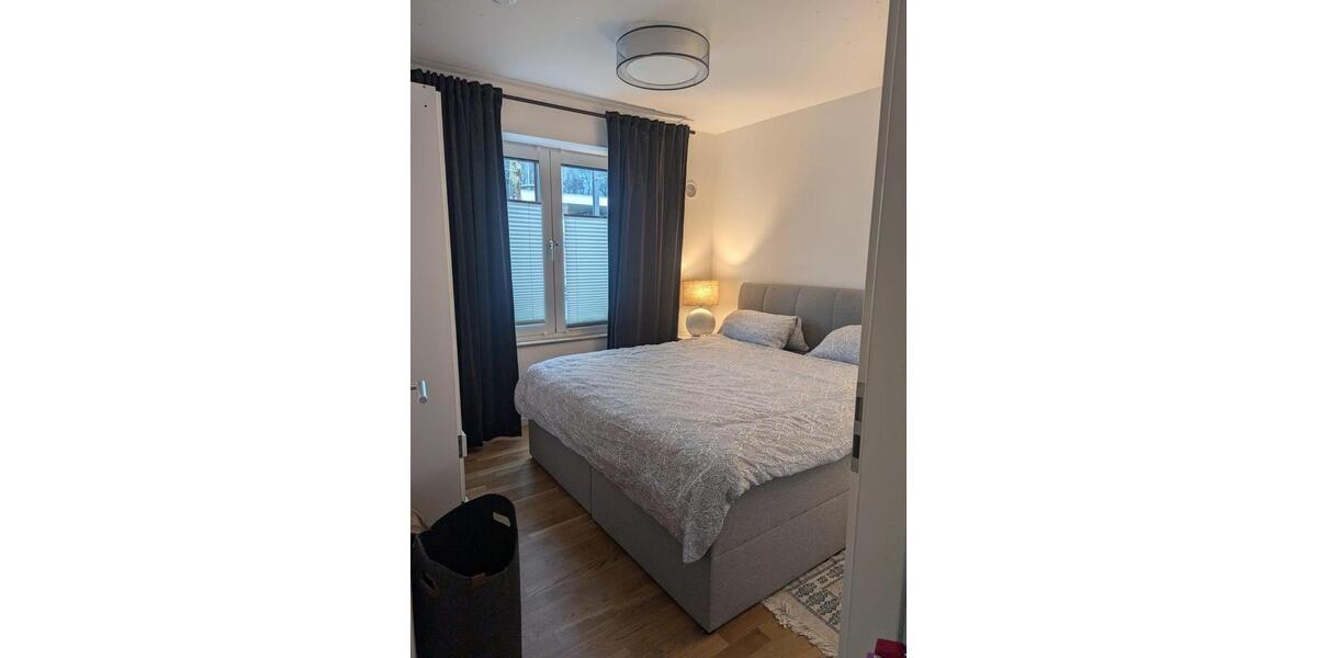 Erdgeschoßwohnung Köln Ehrenfeld - 3 Zimmer, 76 m&sup2;, 1.600&euro; | Angebot:25265377