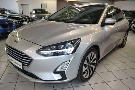 Ford Focus 222.630 km 9.900 € Solingen 42719