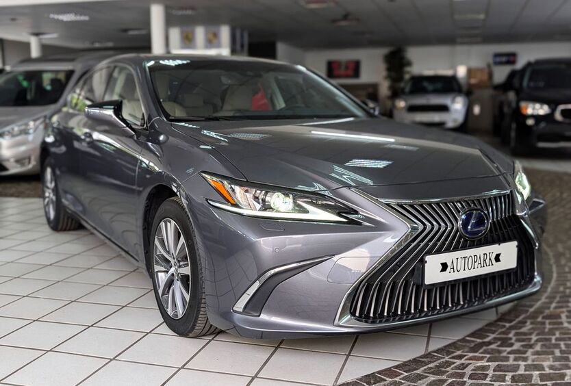 Lexus ES 300 112.000 km 29.999 € Hilden 40721