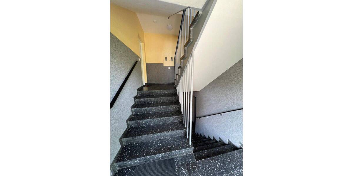 Etagenwohnung Köln Buchheim - 3 Zimmer, 67 m&sup2;, 1.200&euro; | Angebot:26891523