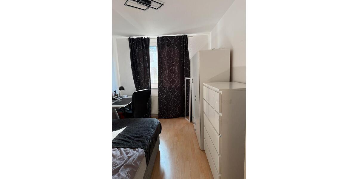 Etagenwohnung Köln Rodenkirchen - 2 Zimmer, 42 m&sup2;, 900&euro; | Angebot:24619275