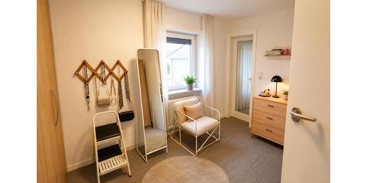 Doppelhaushälfte Bergisch Gladbach Gronau - 7 Zimmer, 162 m&sup2;, 550.000&euro; | Angebot:26879556