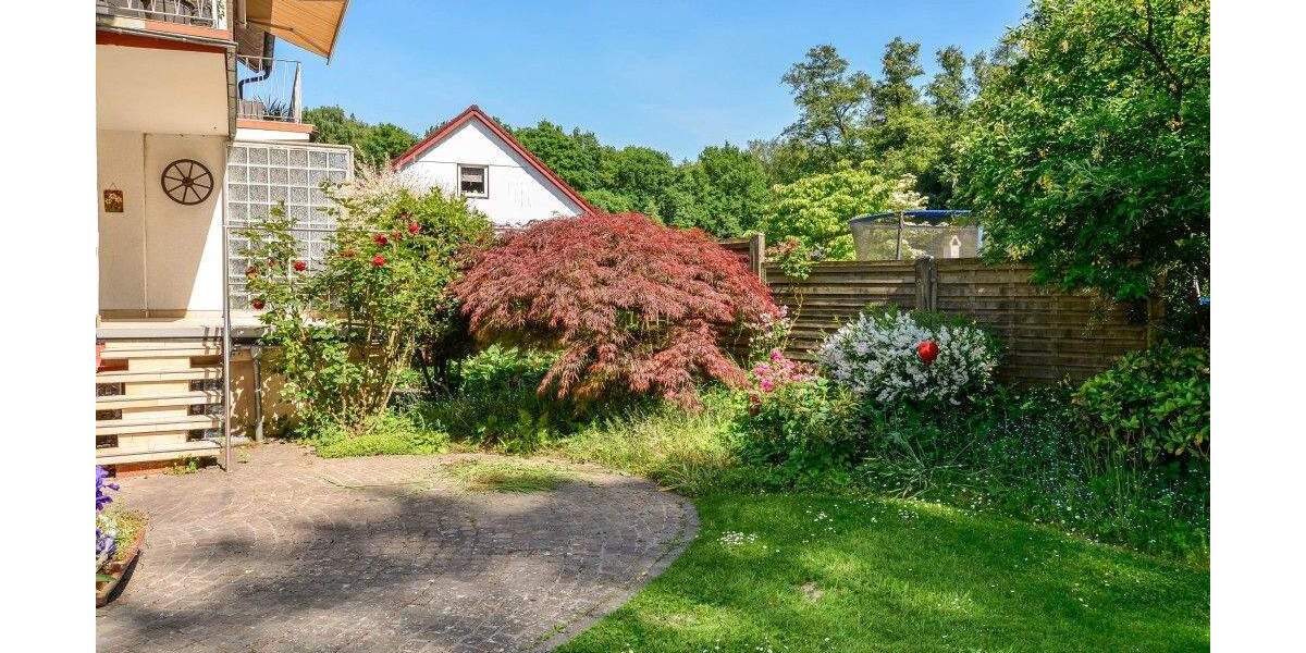 Mehrfamilienhaus, Wohnhaus Leverkusen Lützenkirchen - 6 Zimmer, 146 m&sup2;, 550.000&euro; | Angebot:23986761