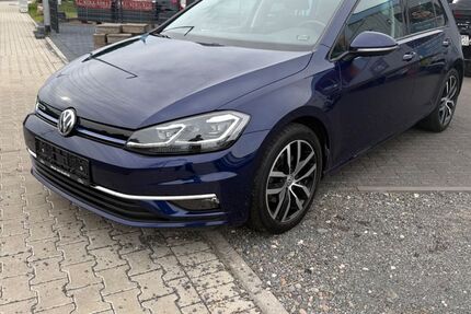 VW Golf 131.000 km 14.800 € brühl 50321
