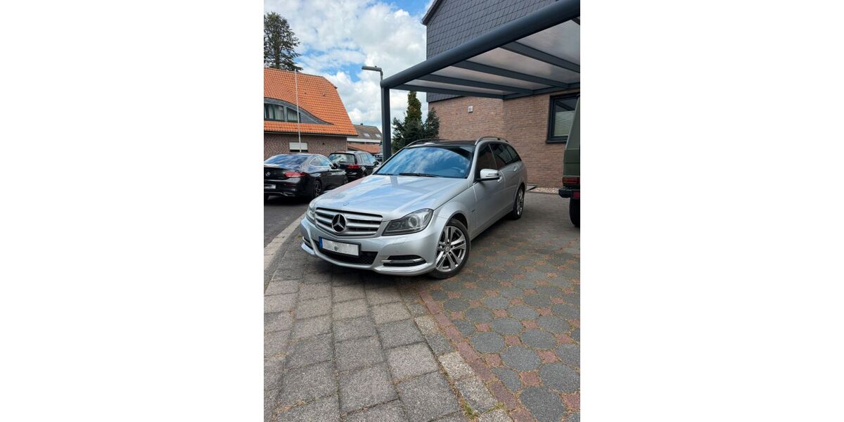 Mercedes-Benz C 250 289.000 km 6.399 &euro; Neuss 41462