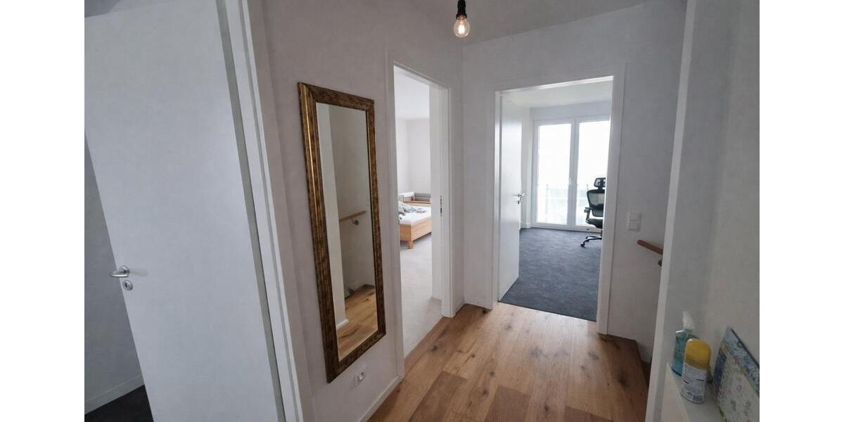 Neubau zu Verkaufen, Solar, Wärmepumpe, Kamin, Poolvorbereitung 5 zimmer