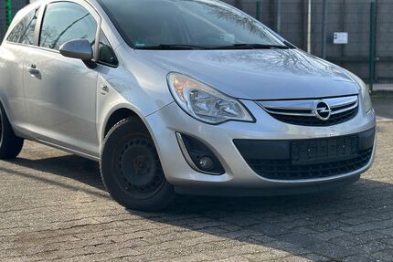 Opel Corsa 165.082 km 2.990 &euro; Düsseldorf 40235