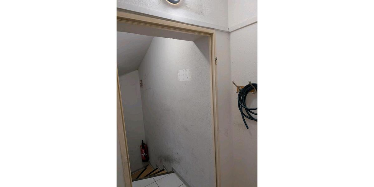 Etagenwohnung Bergheim - 2 Zimmer, 80 m&sup2;, 980&euro; | Angebot:26355555