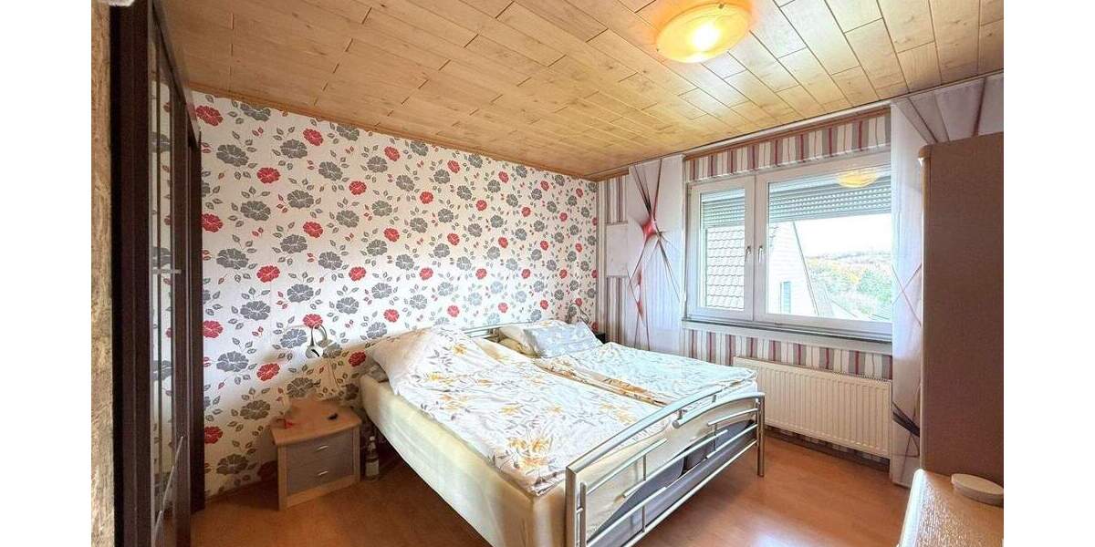 Einfamilienhaus Lindlar Linde - 7 Zimmer, 178 m&sup2;, 499.000&euro; | Angebot:24874677