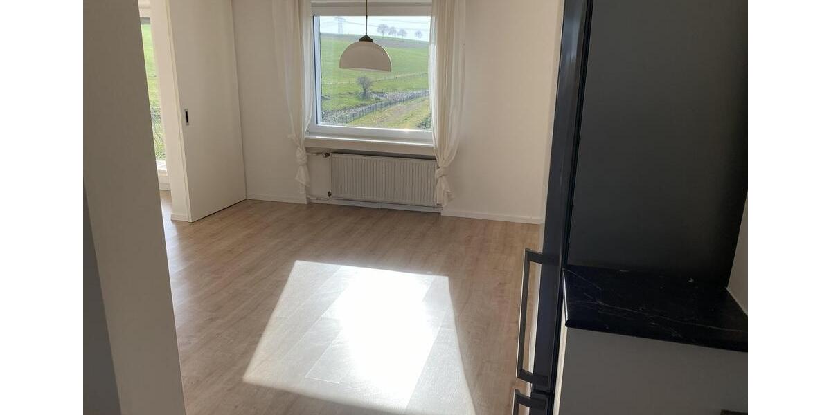 Erdgeschoßwohnung Hückeswagen - 5 Zimmer, 95 m&sup2;, 1.195&euro; | Angebot:25433183