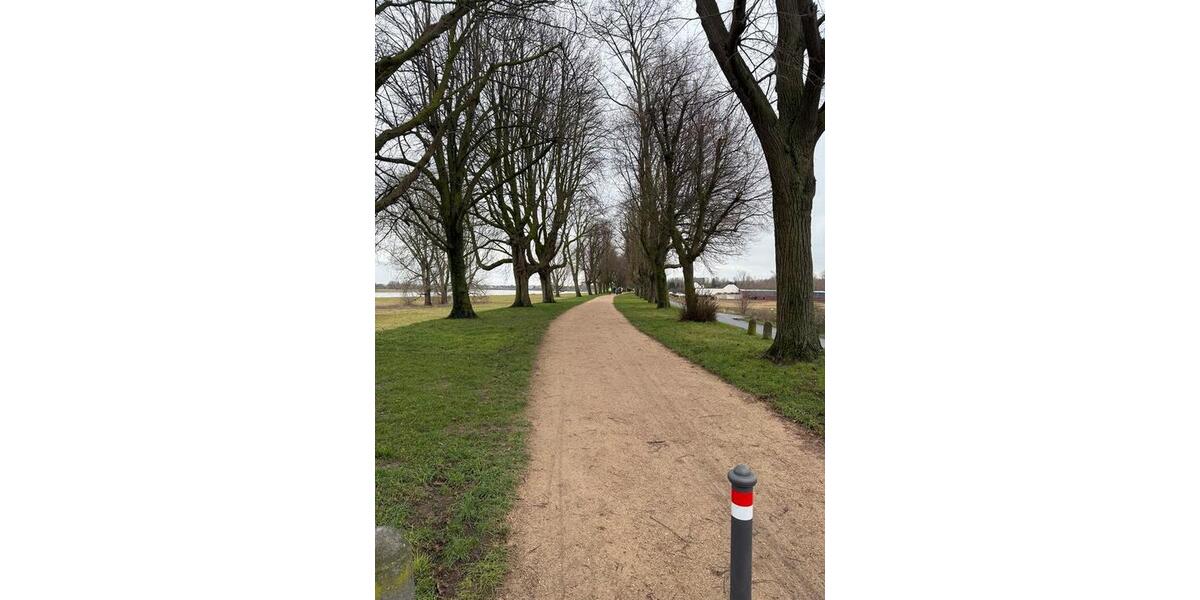 2 Zimmer Wohnung in Neuss-Hammfeld Am Rheinpark-Center 2 zimmer