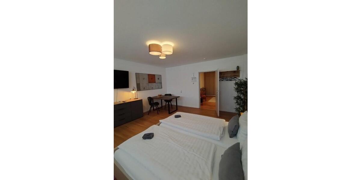 Mikro-Hotel in Köln voll genehmigter Beherbergungsbetrieb mit 8 Betten 4 Zimmern, studentisches Wohnen denkbar - Gewerbeobjekt Köln Mülheim | Angebot:22794810