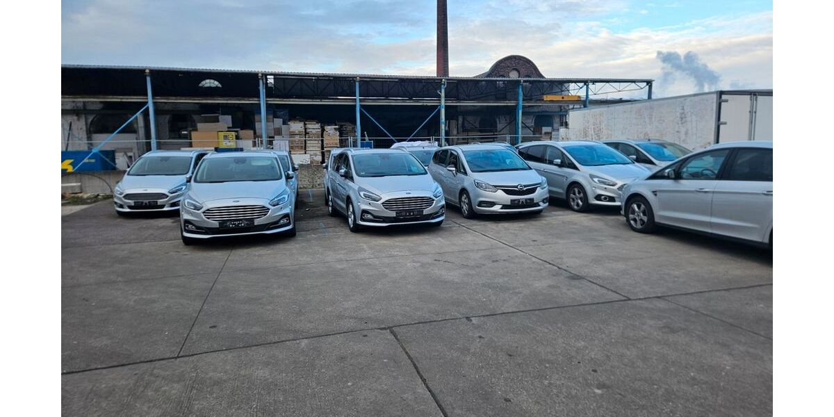 Ford S-Max 158.500 km 12.900 &euro; Neuss 41462