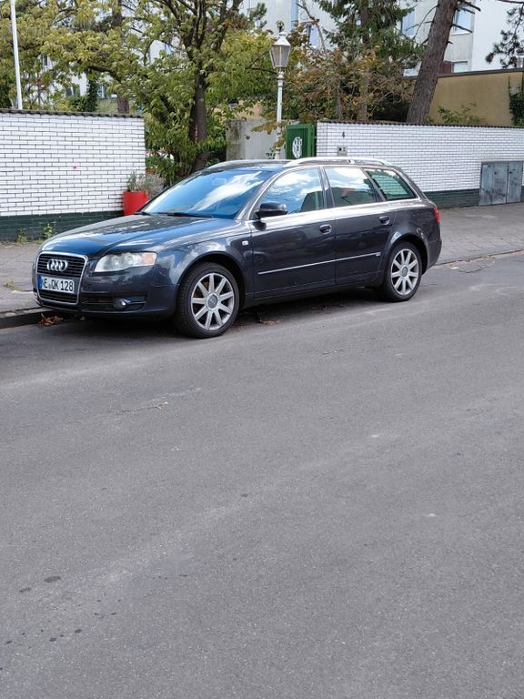 Audi A4 261.325 km 1.350 € Erkrath 40699