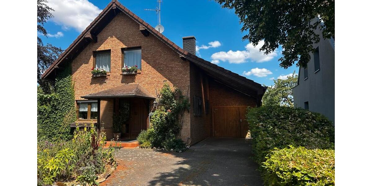 Einfamilienhaus Erftstadt - 4 Zimmer, 180 m&sup2;, 620.000&euro; | Angebot:27096835