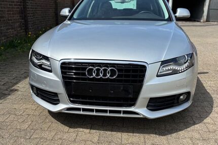 Audi A4 92.686 km 8.790 &euro; Remscheid 42855