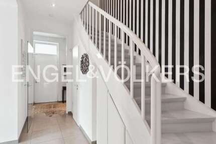 Haus zum Kaufen in Köln 1.650.000 € 212 m² 6 zimmer