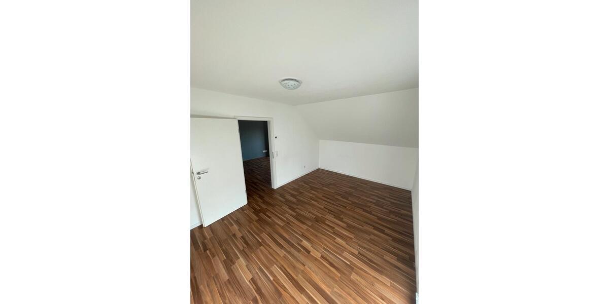 Maisonettenwohnung Bergisch Gladbach Alt-Frankenforst - 3 Zimmer, 86 m&sup2;, 330.000&euro; | Angebot:27407902