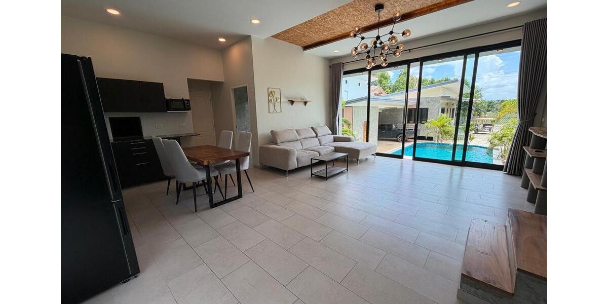 Villa Düsseldorf Stadtbezirk 8 - 5 Zimmer, 220 m&sup2;, 190.000&euro; | Angebot:26869964