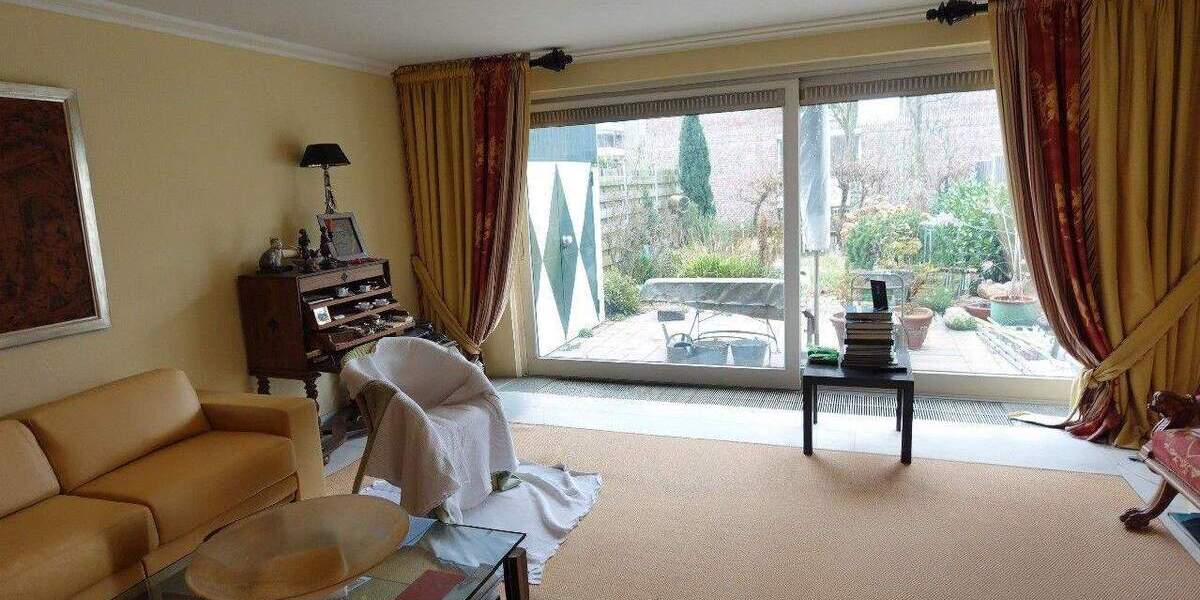 FAMILIENTRAUM MIT GARTEN REIHENHAUS, RUHIGER LAGE, SPLITLEVEL, GARAGE UND VIEL RAUM ZUM WOHLFÜHLEN 4 zimmer