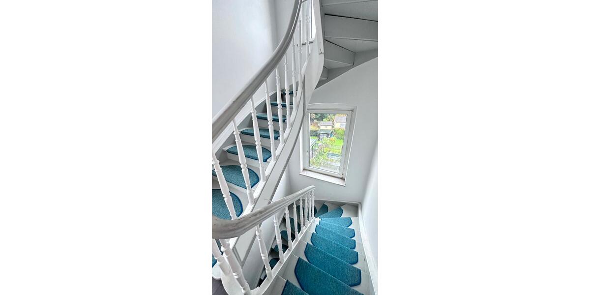 Reihenhaus Solingen Mitte - 9 Zimmer, 210 m&sup2;, 340.000&euro; | Angebot:26326963