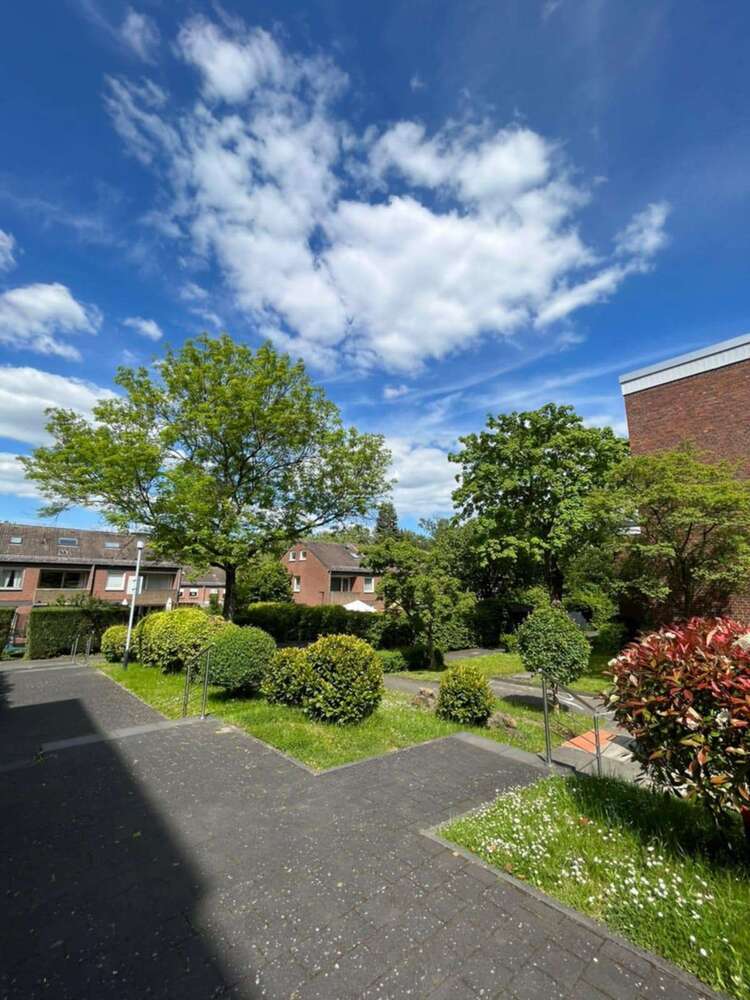 Wohnung zum Kaufen in Hürth 298.000 € 94 m²