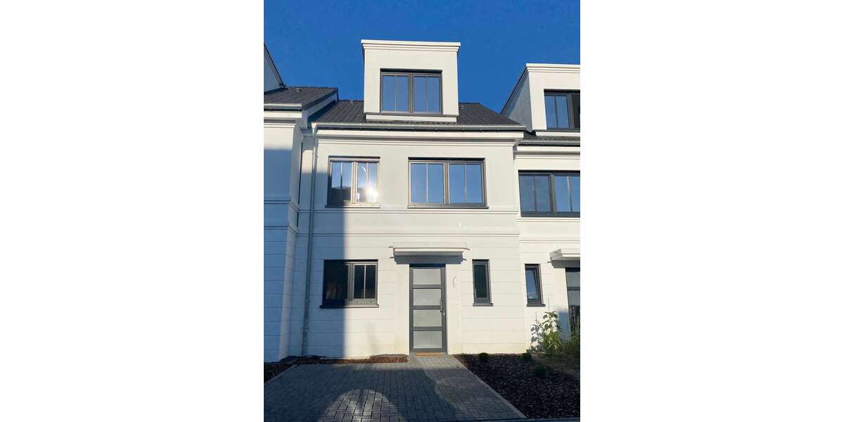 Haus zum Kaufen in Dormagen 737.400 € 145 m² 6 zimmer